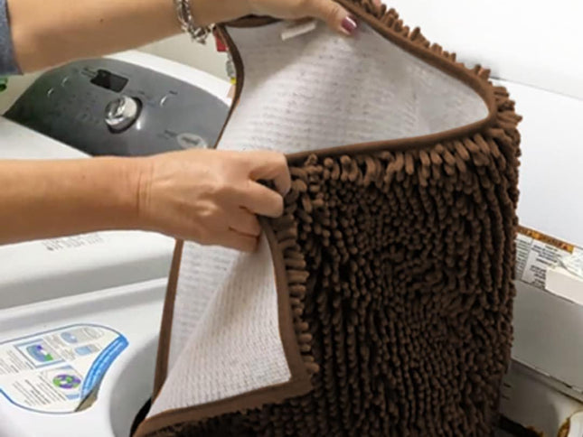 Product Image 2 - Muddy Mat® Shown on T