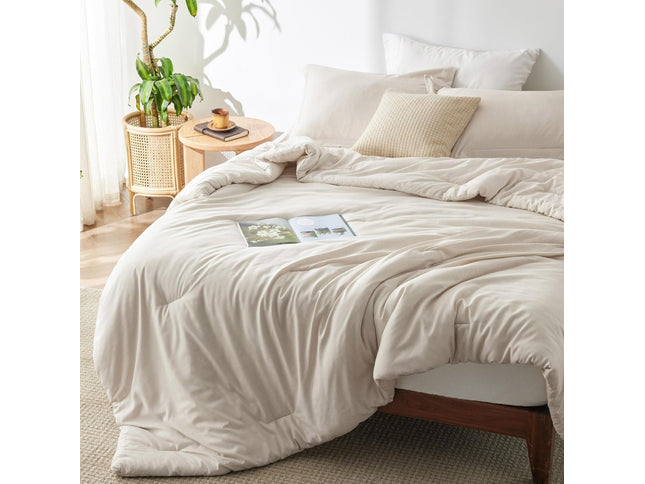 Product Image 1 - Bedsure Full Comforter